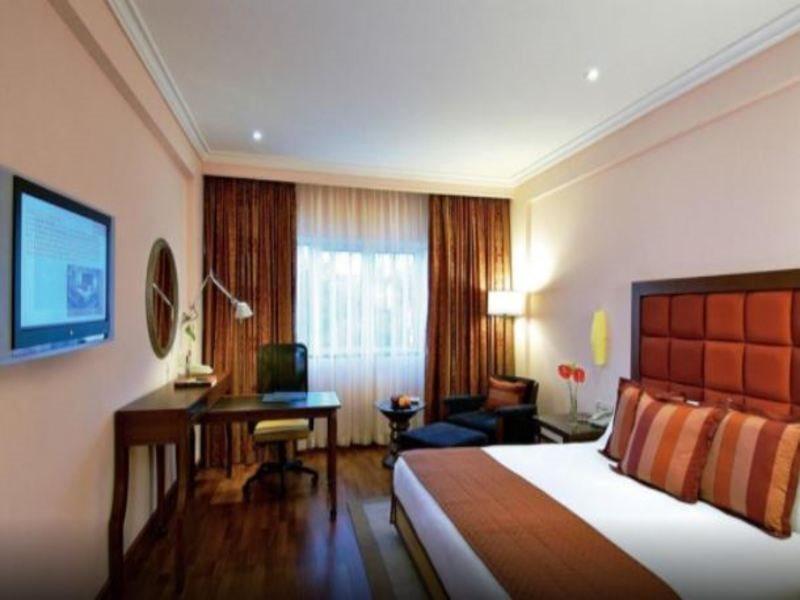 فندق بنغالورفي  فندق جيتاواي أون ريزيدنسي رود المظهر الخارجي الصورة